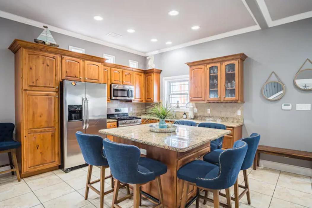 פורט ארנסס 7 Bedroom Home Steps To The Beach With 4 Patios And Pool! Sleeps 20 מראה חיצוני תמונה