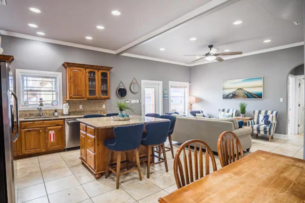פורט ארנסס 7 Bedroom Home Steps To The Beach With 4 Patios And Pool! Sleeps 20 מראה חיצוני תמונה